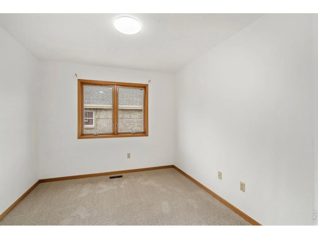 Photo of 532 Trailwood Cir