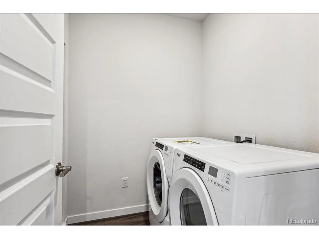 Photo of Unit 1304 at 487 Interlocken Blvd