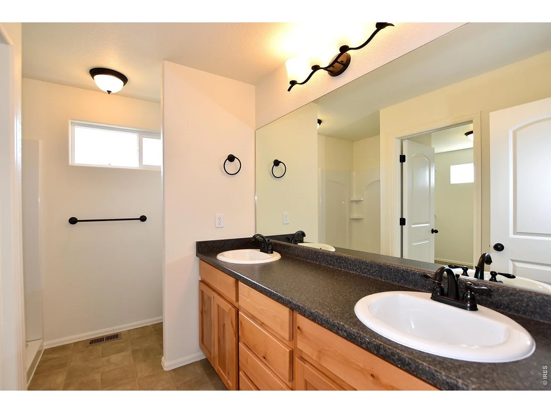 Photo of 2412 Juno Ln