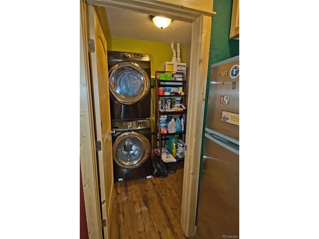 Photo of 433 Birch Rd