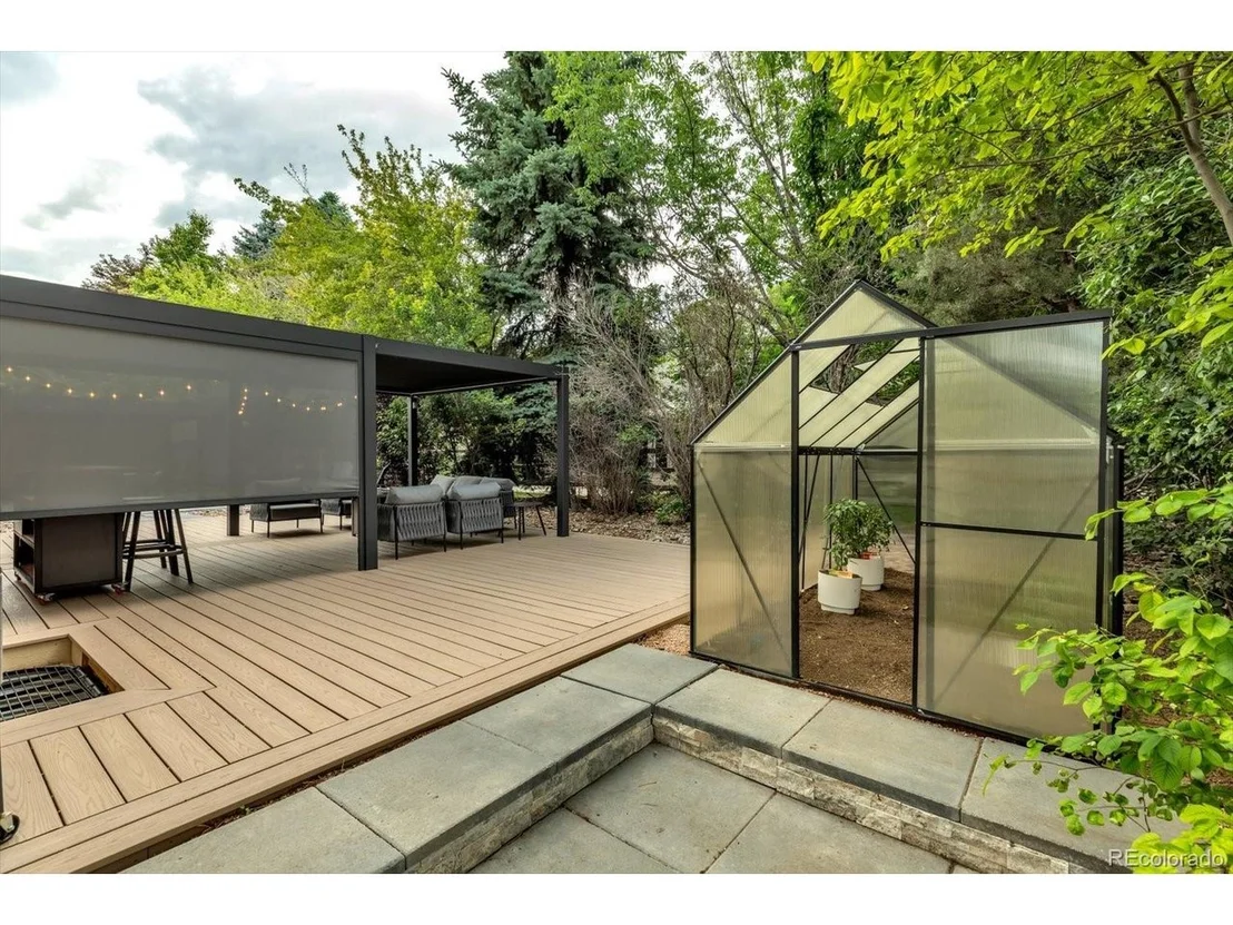 Photo of 2523 Westward Dr