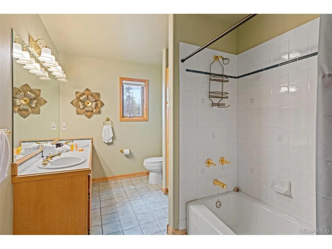 Photo of 395 Black Hawk Cir