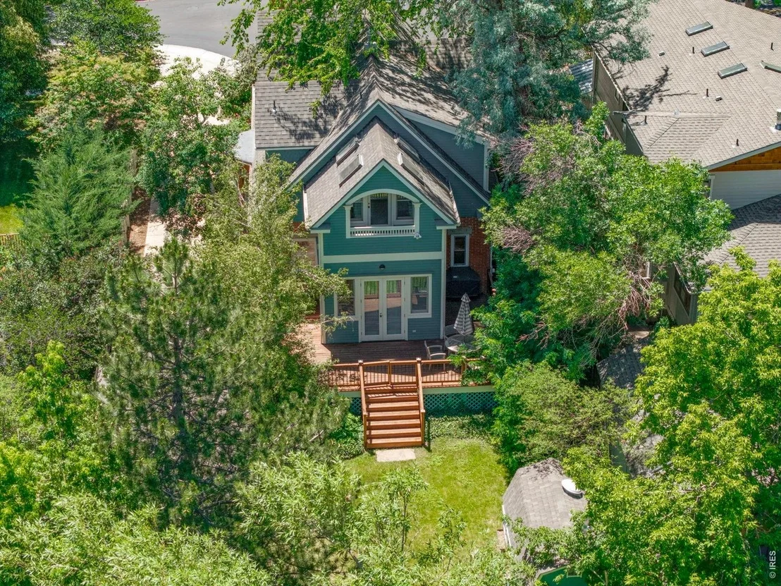 Photo of 497 Arapahoe Ave