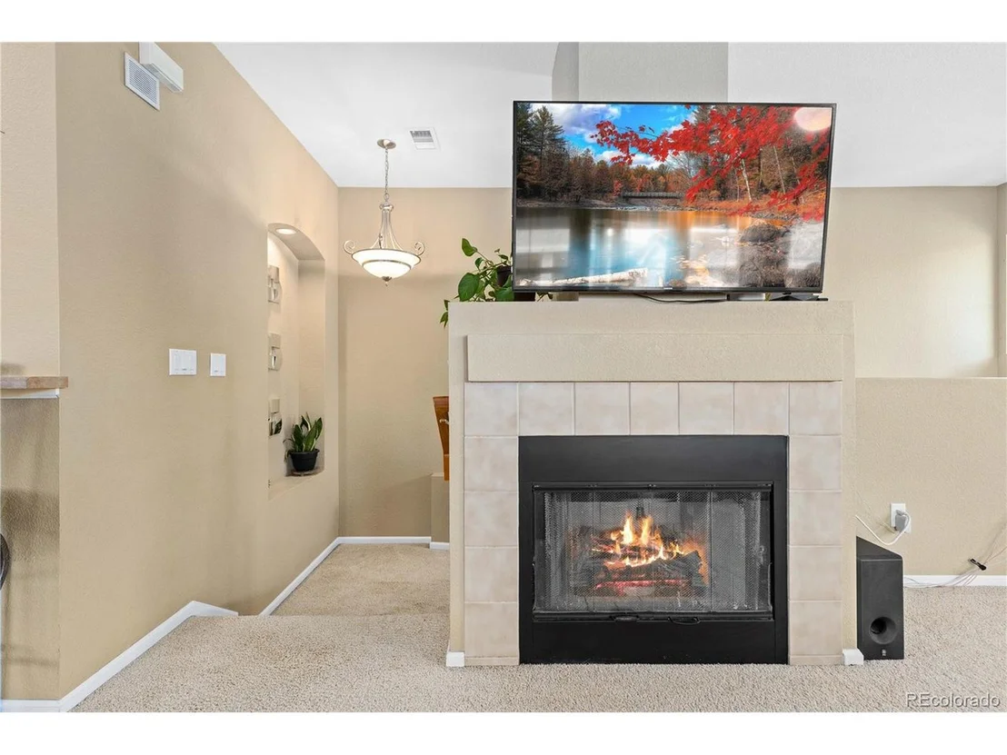 Photo of 32 Whitehaven Cir