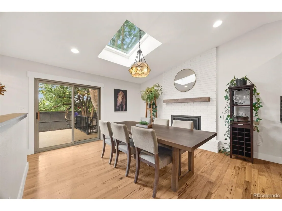 Photo of 102 Jackson Cir