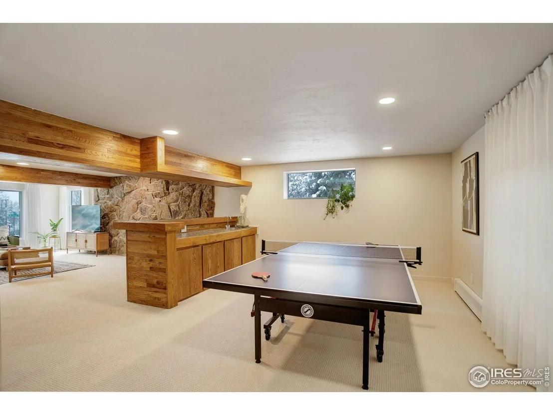 Photo of 1048 Westview Dr