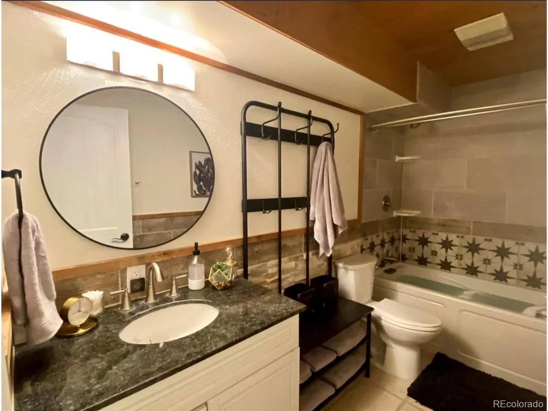 Photo of 34788 Forest Estates Rd