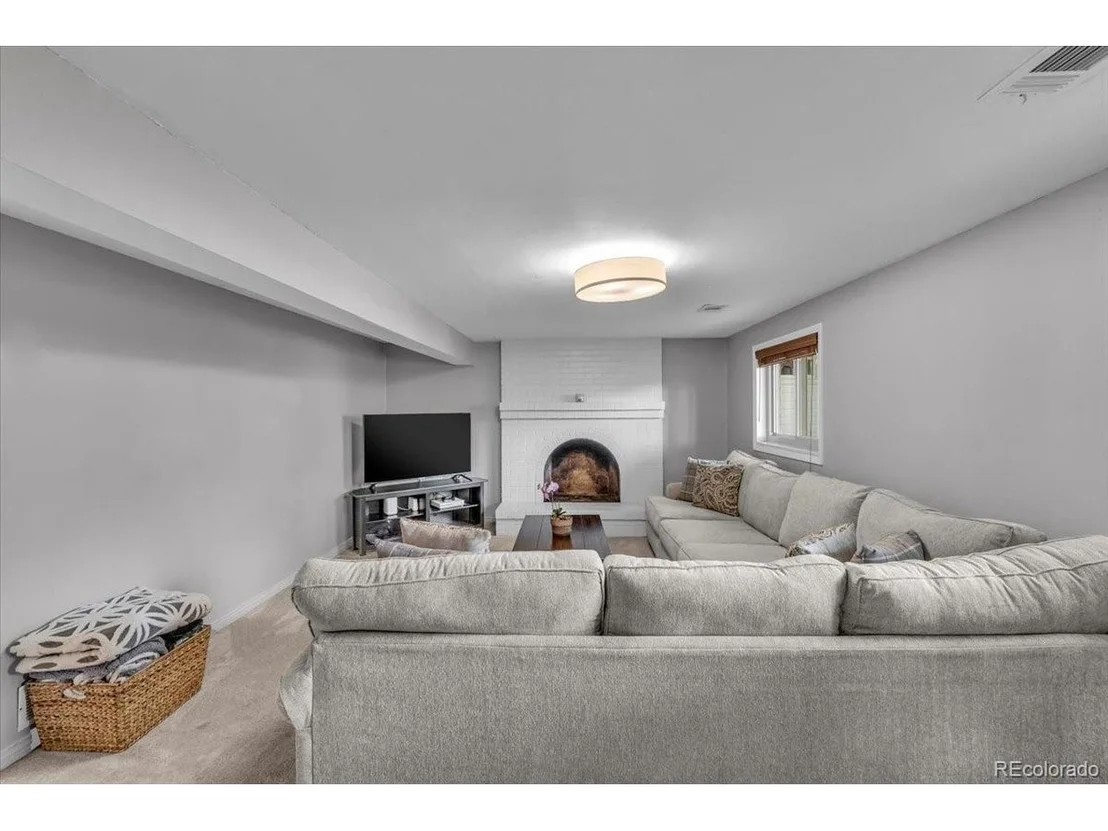 Photo of 10869 W 65th Way