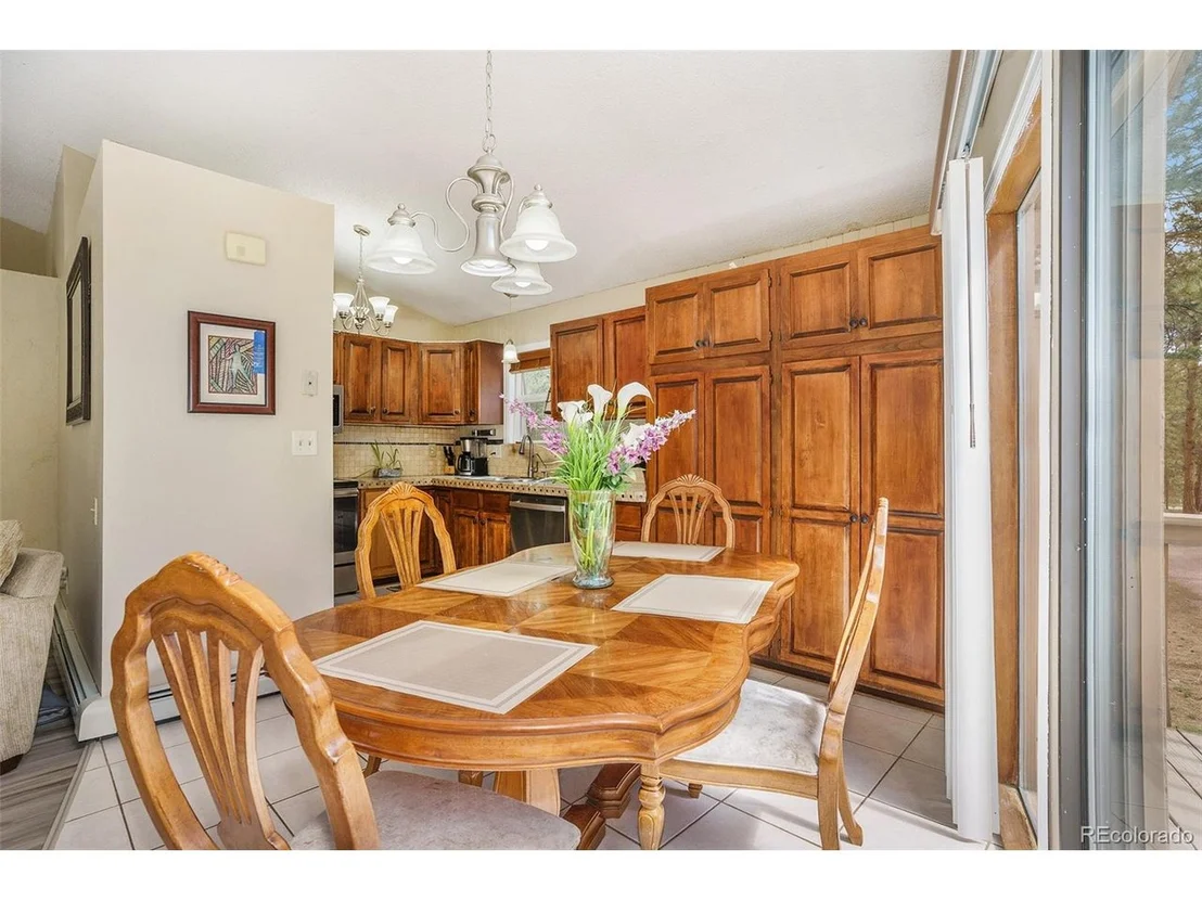 Photo of 385 Seneca Way