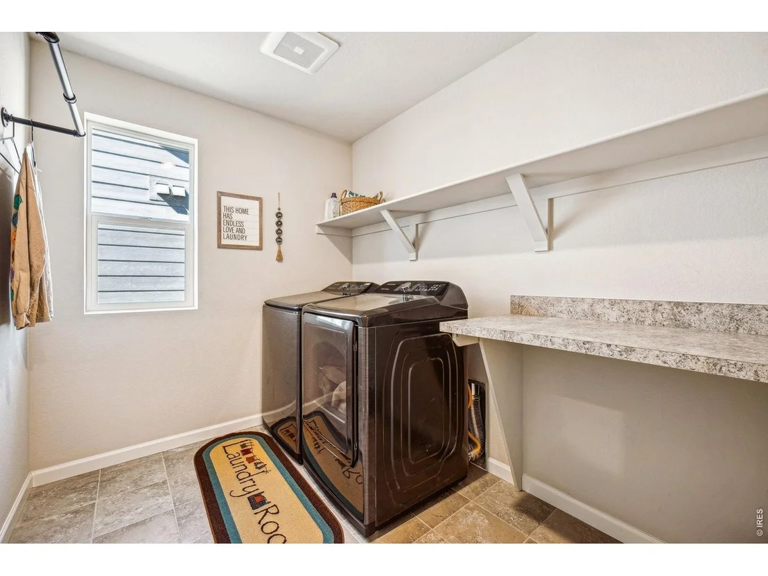 Photo of 376 Country Rd
