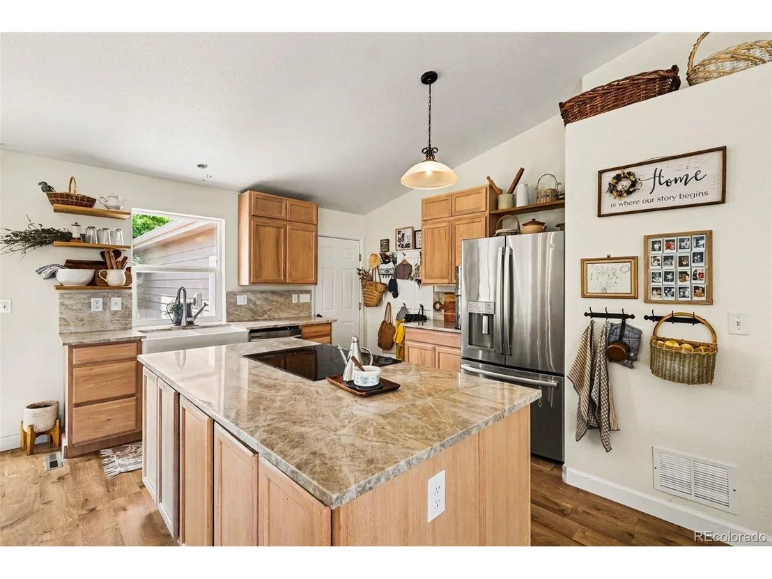 Photo of 3103 Cody Ave