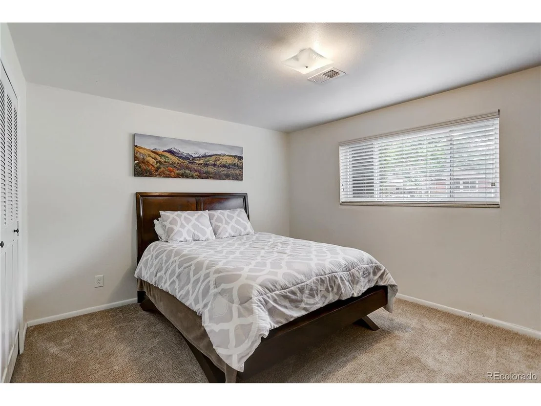 Photo of 6785 Xenon Dr