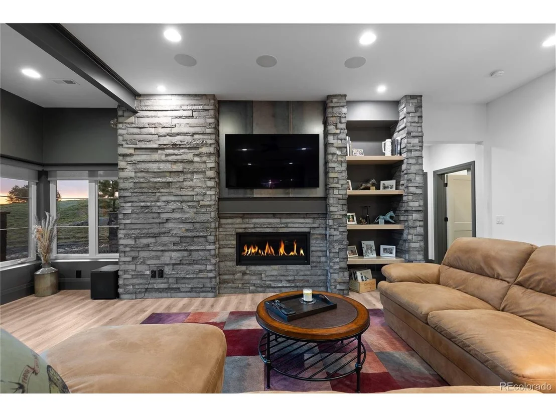 Photo of 10689 Shadow Pines Rd
