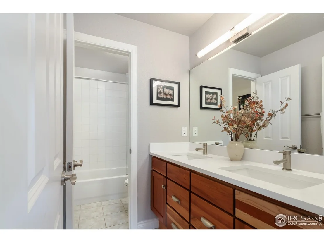 Photo of 320 McConnell Dr