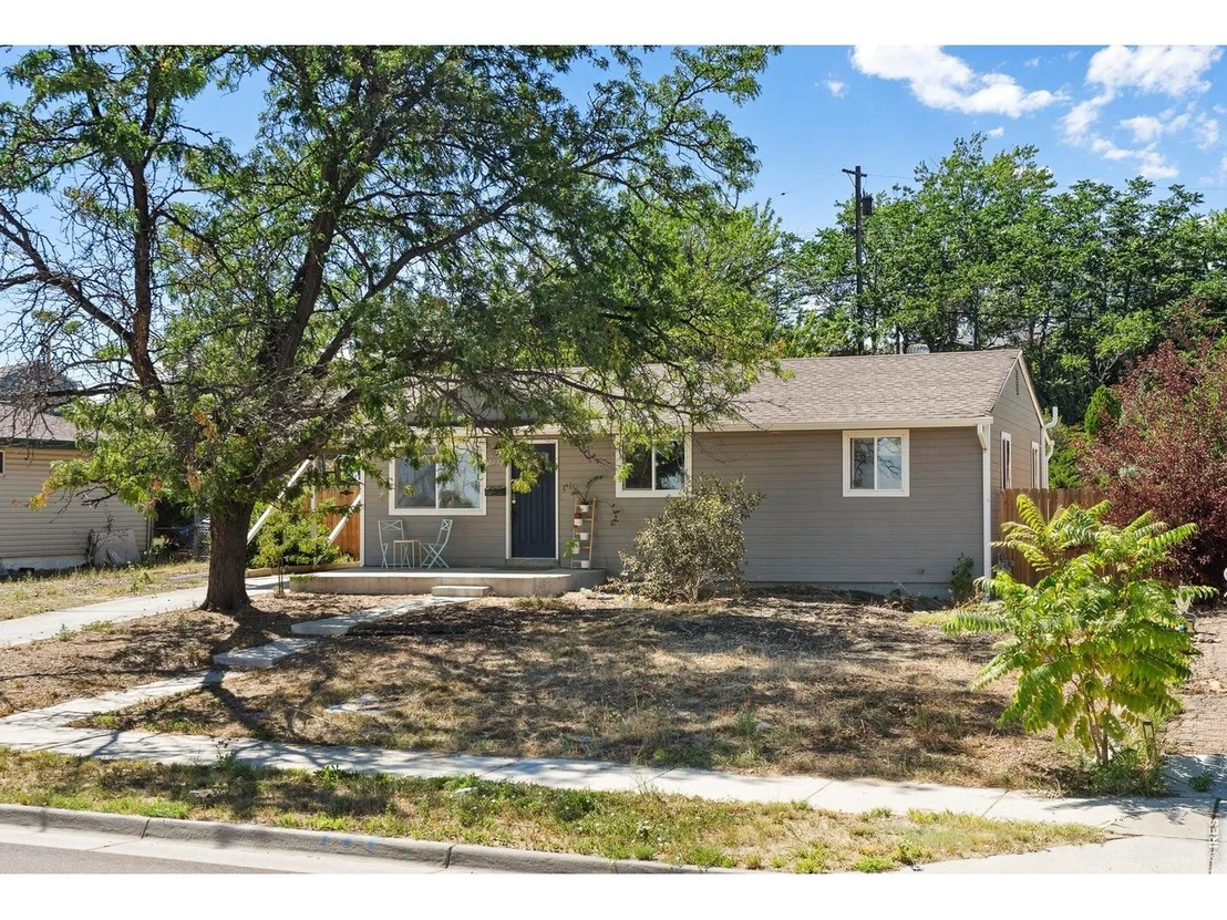 Photo of 8441 Devonshire Blvd