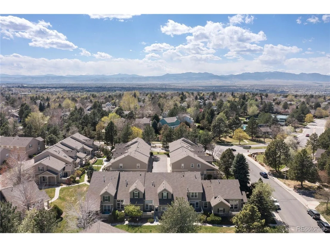 Photo of Unit D at 10183 Grove Loop