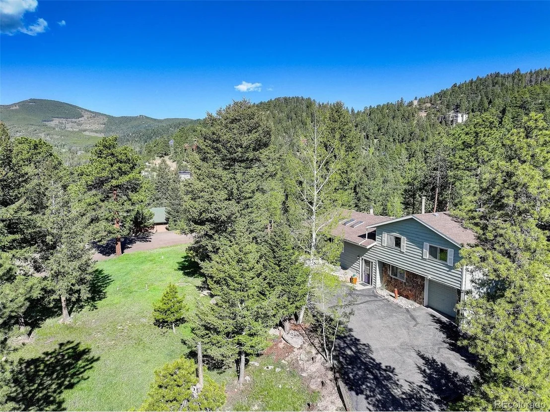Photo of 32481 Lodgepole Dr