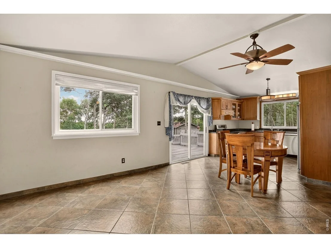Photo of 233 Deer Cir