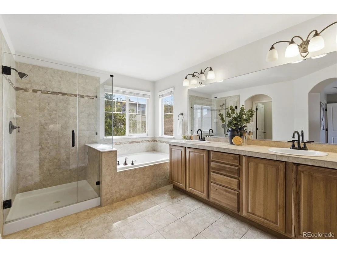 Photo of 5301 Fullerton Cir