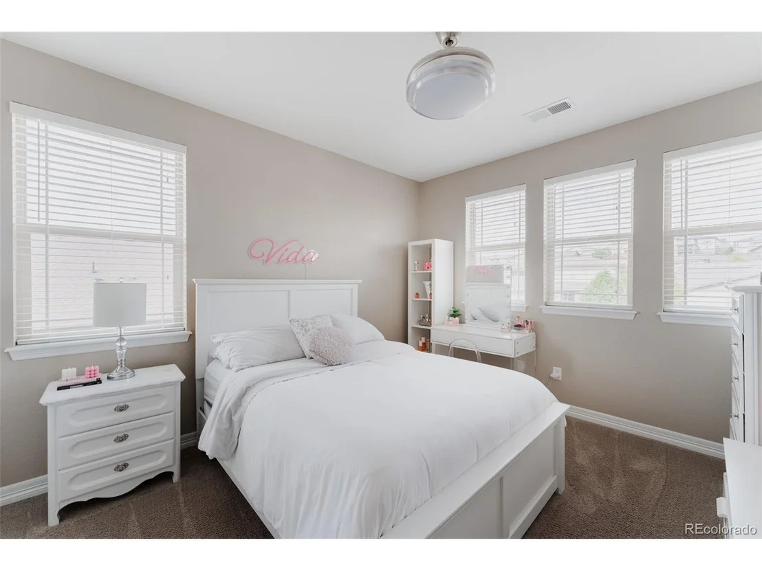 Photo of 9524 Moss Way