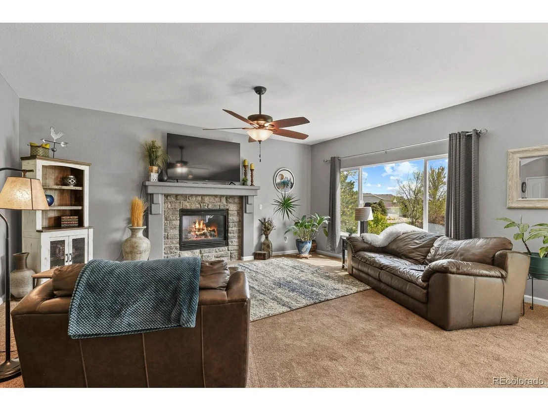 Photo of 21018 Saddleback Cir
