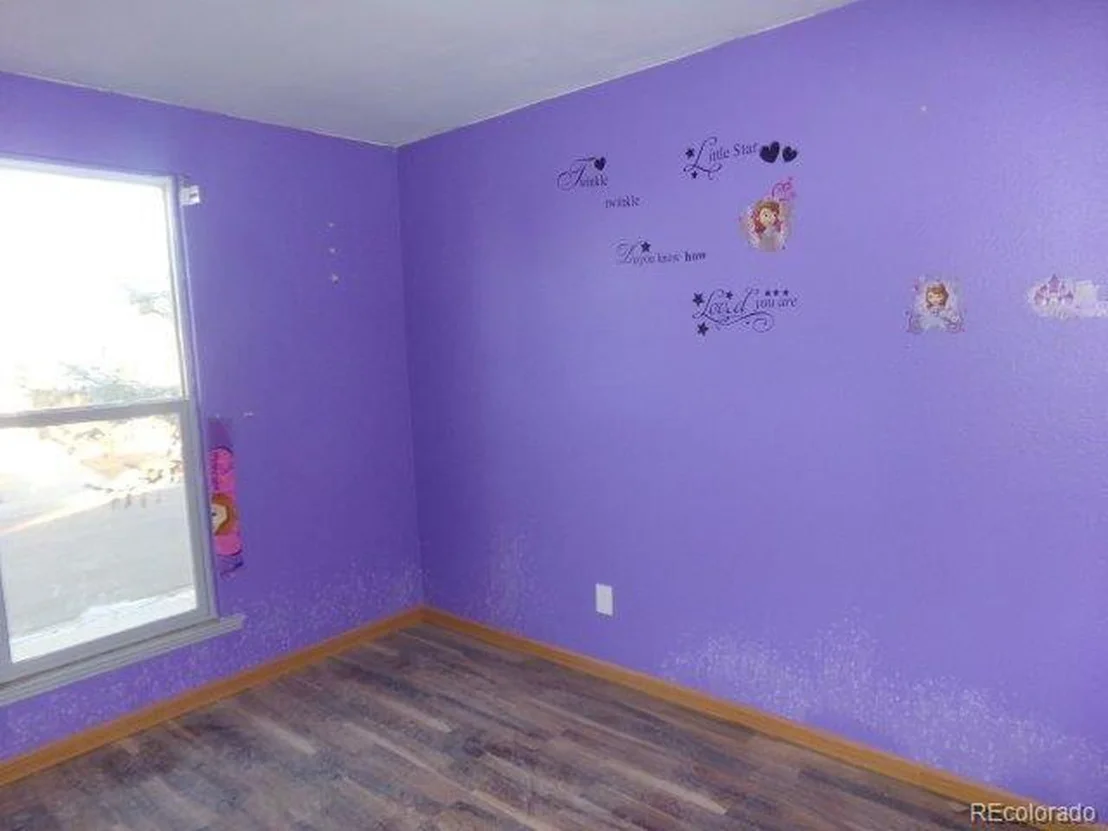 Photo of 924 Madison Way