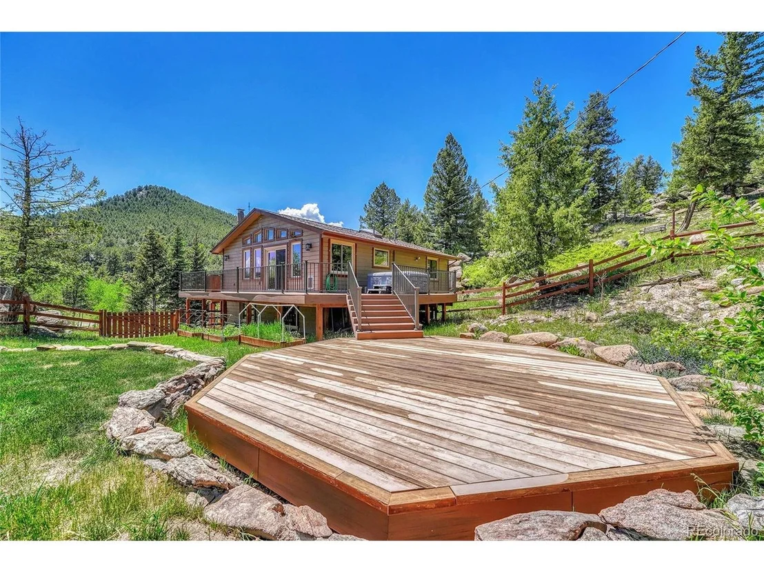 Photo of 22095 Cook Ln