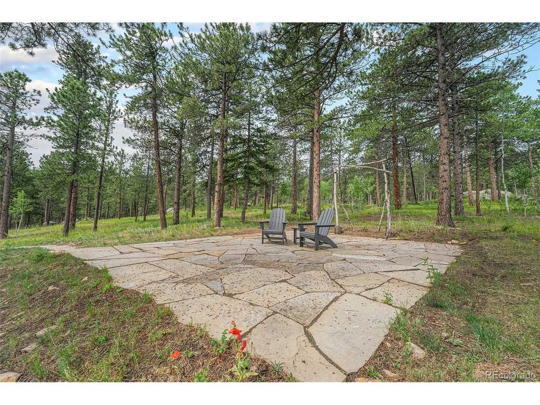 Photo of 342 Crescent Lake Rd