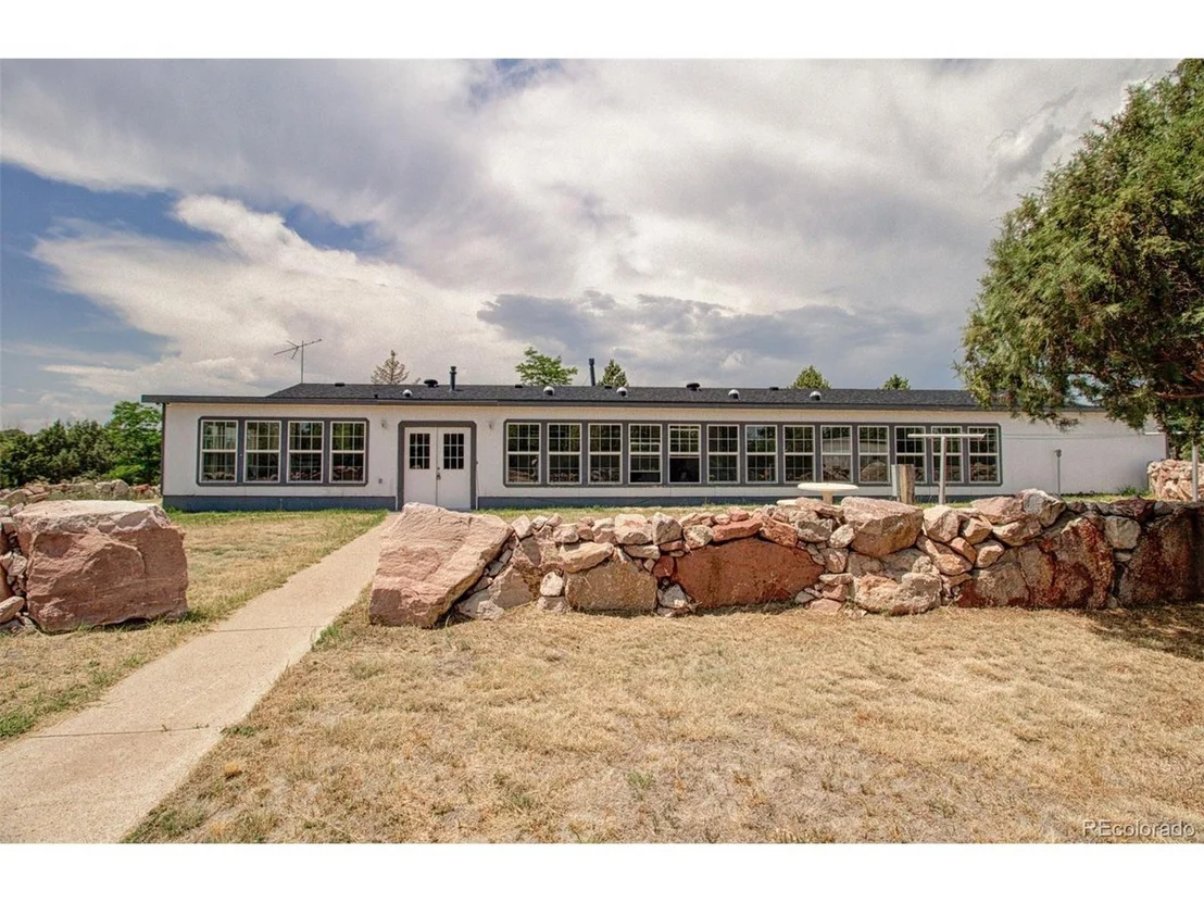 Photo of 12825 Garrett Rd