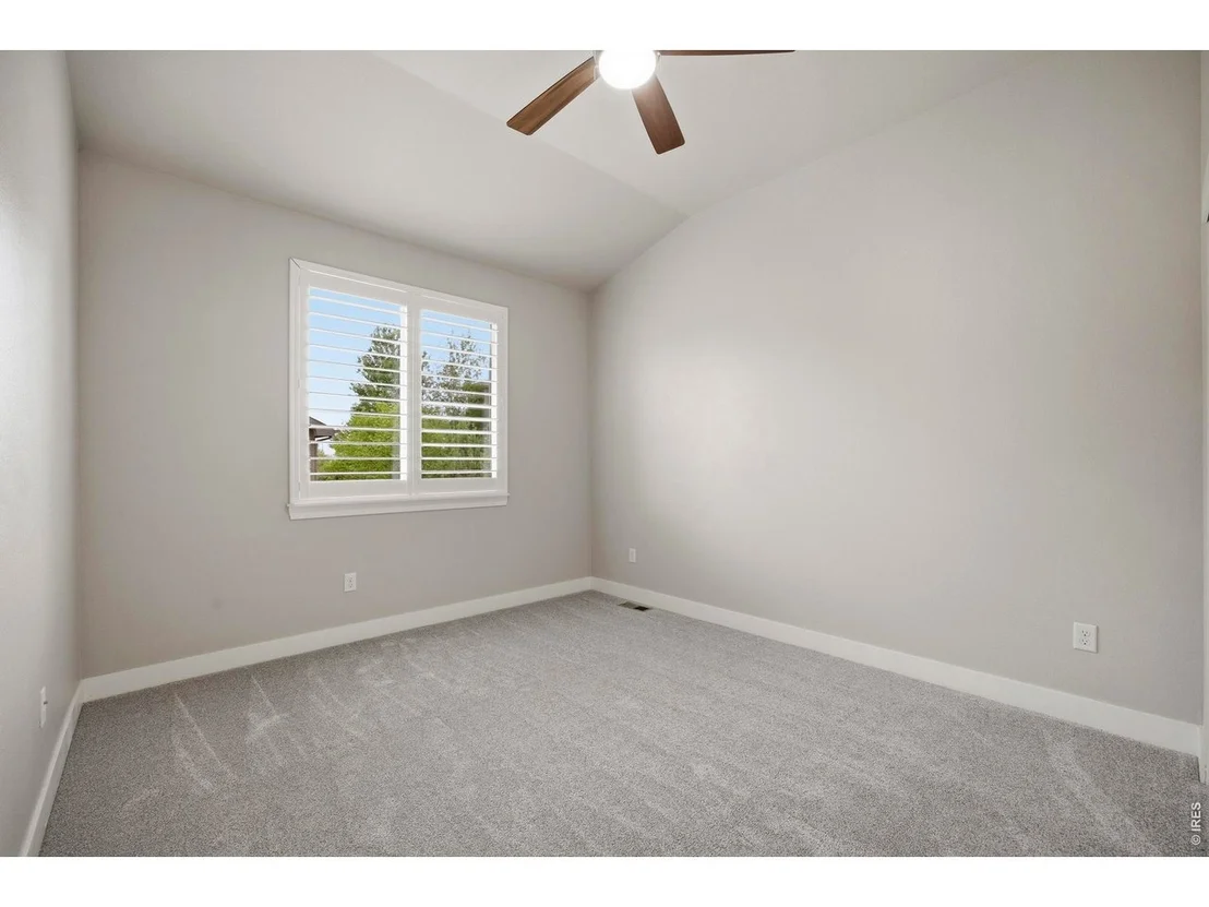 Photo of 2047 Bayfront Dr