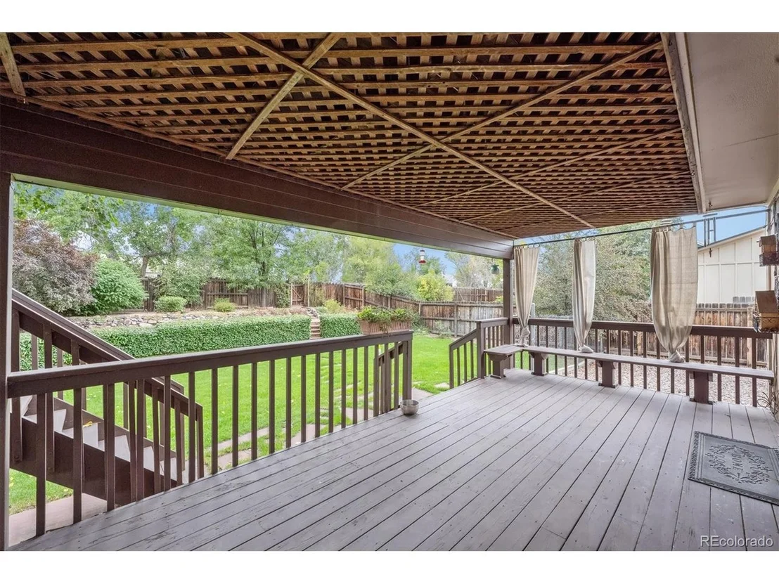Photo of 6687 Devinney Ct