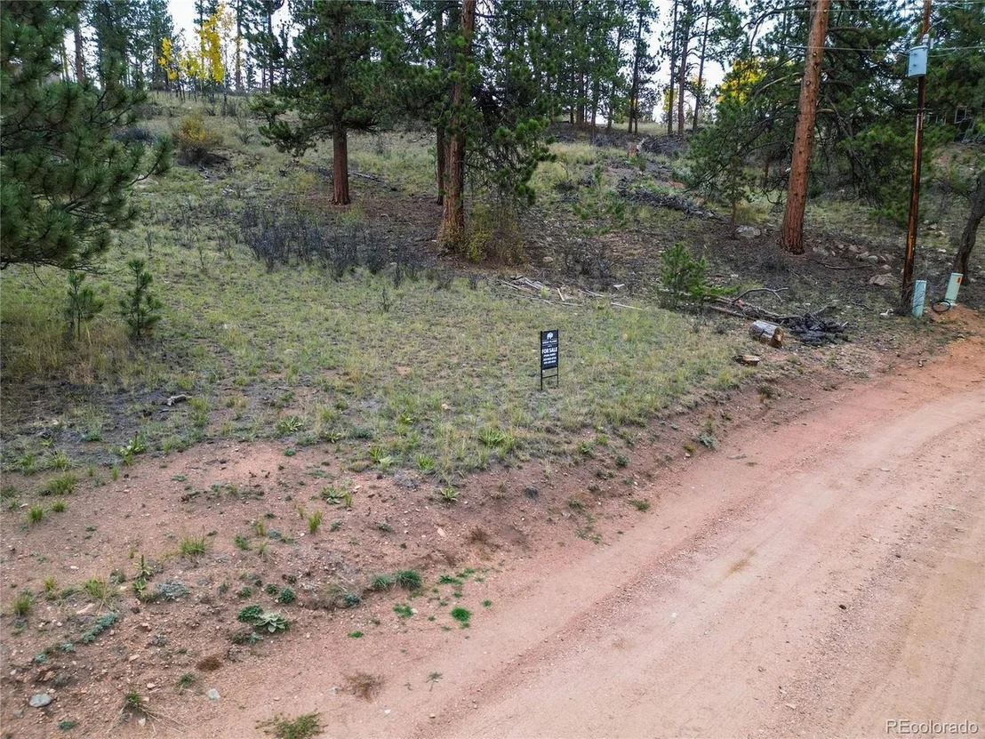 Photo of 33247 Jennifer Rd