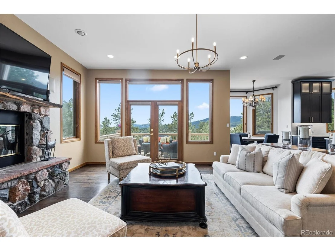 Photo of 1444 Solitude Ln