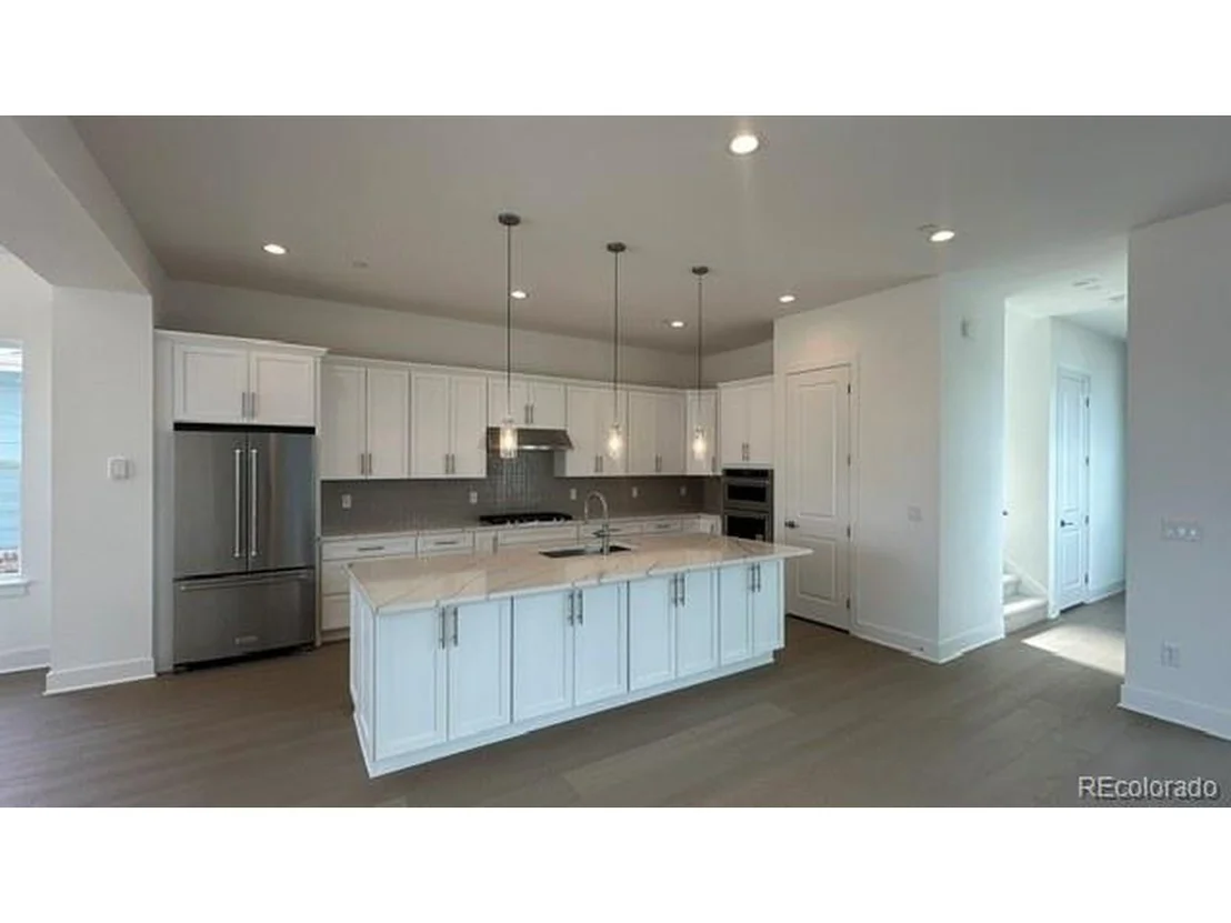 Photo of 968 Promenade Dr