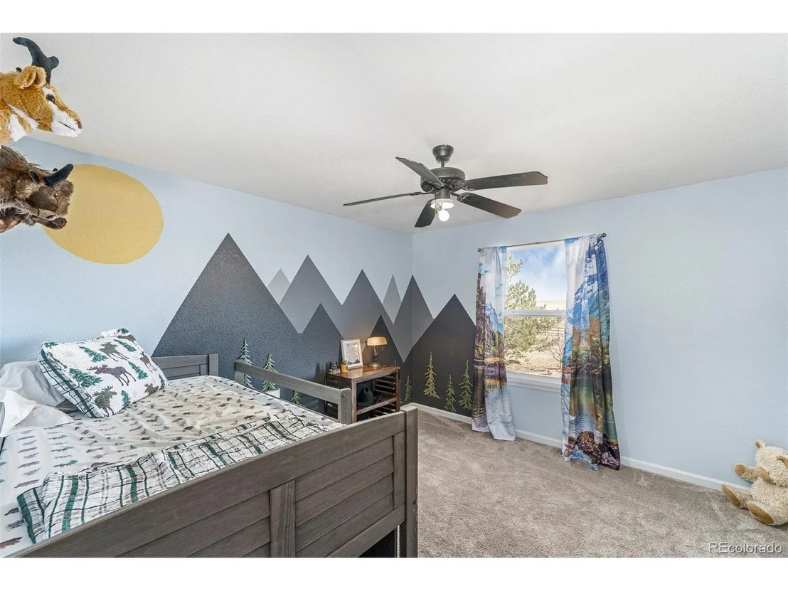 Photo of 7150 Sunset Ave