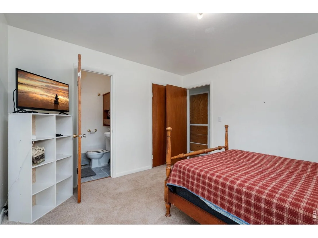 Photo of 335 Mountain View Dr