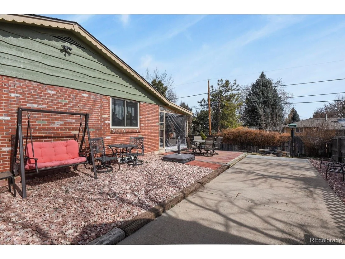 Photo of 7552 Lee Dr