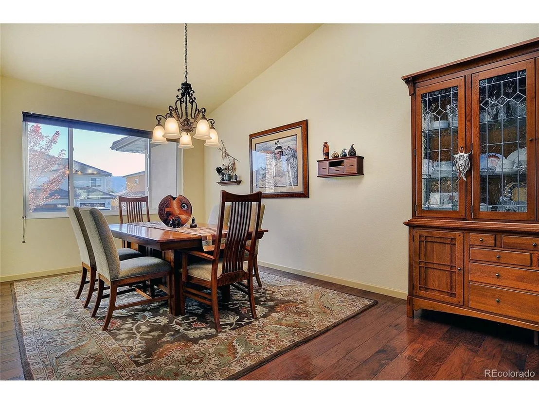 Photo of 415 Cottonwood Cir