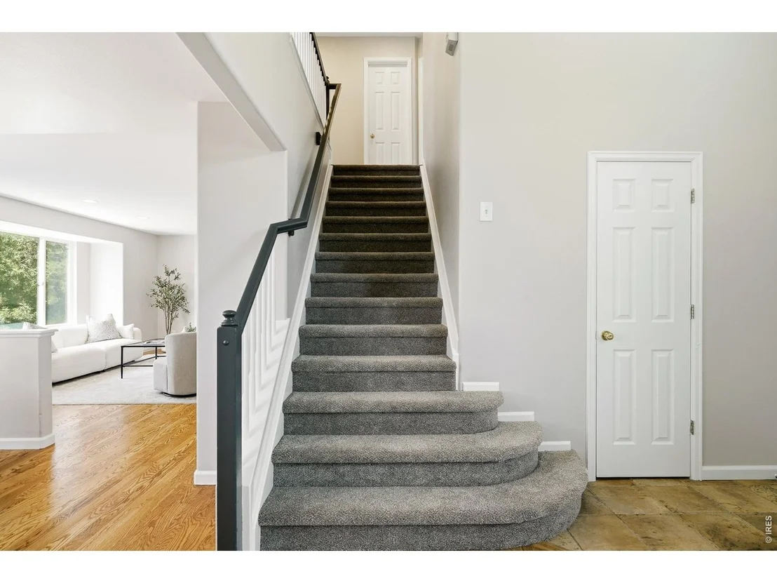 Photo of 478 Eaton Cir
