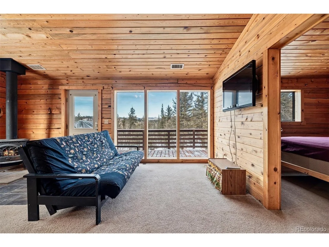 Photo of 225 Deadwood Dr