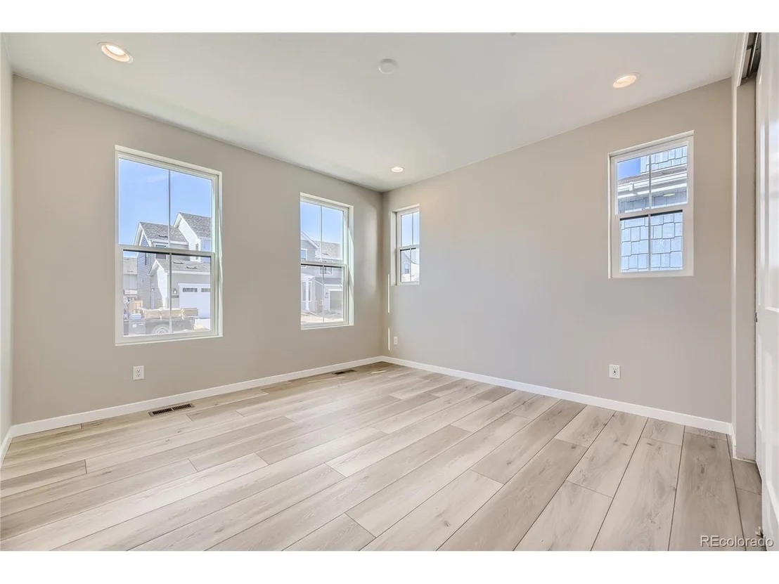 Photo of 9088 Star Fall Cir