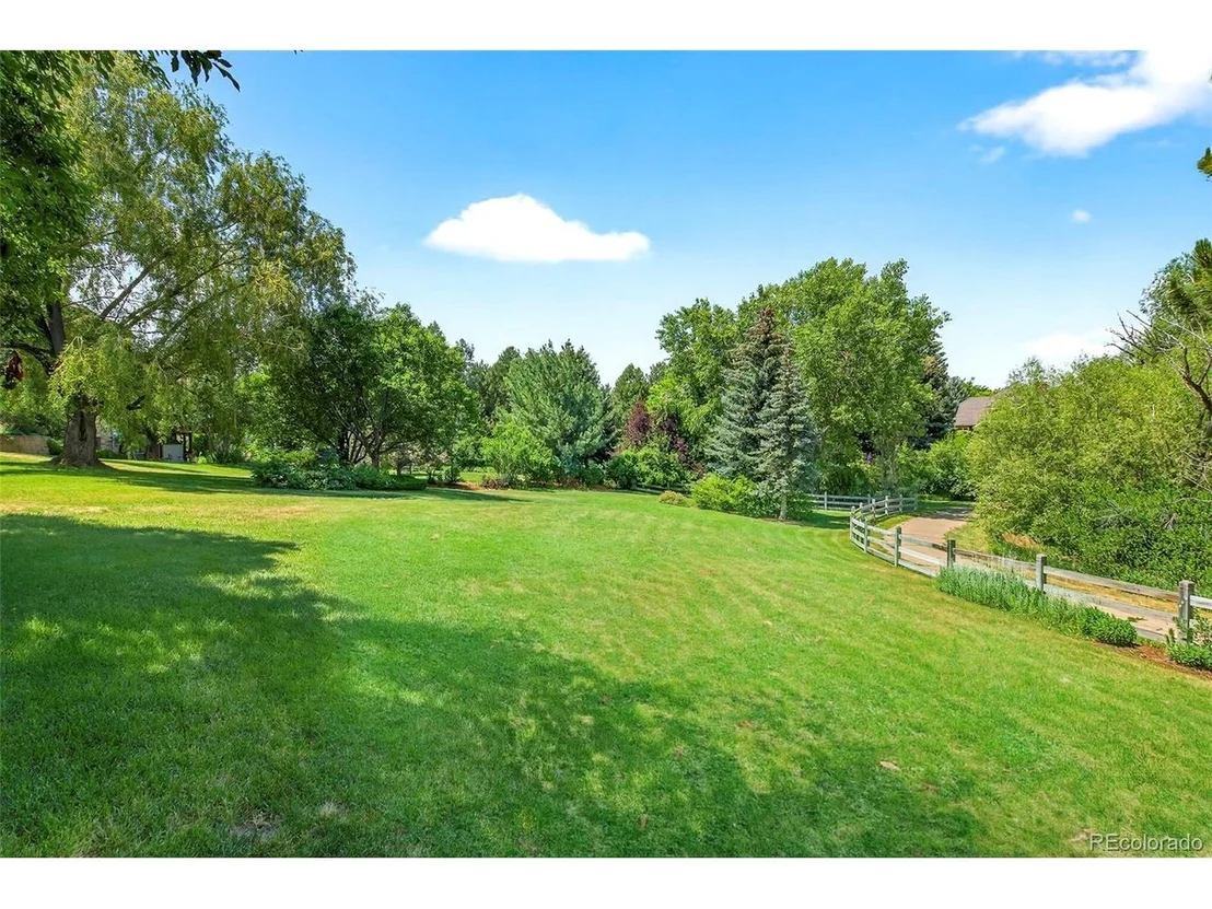 Photo of 8478 Haystack Ct