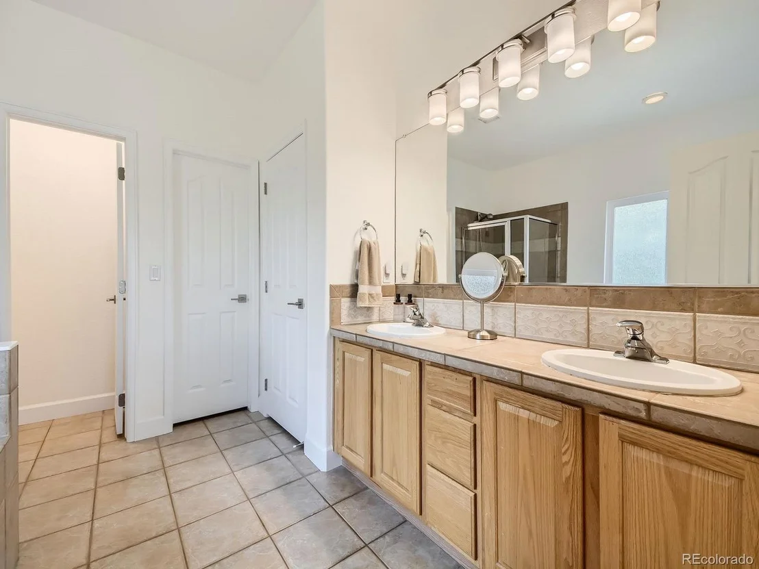 Photo of 21126 Saddleback Cir