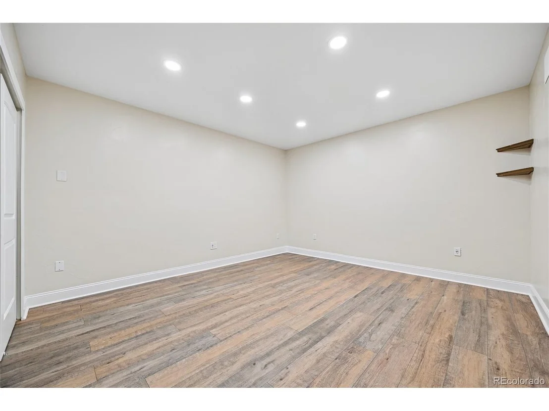 Photo of 4150 Aztec Rd