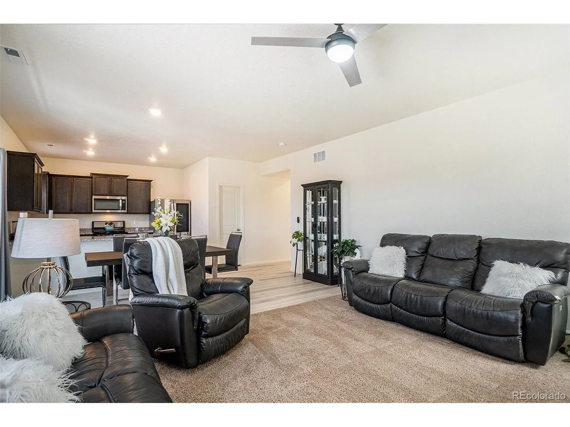 Photo of 7227 Aspen Brook Ave