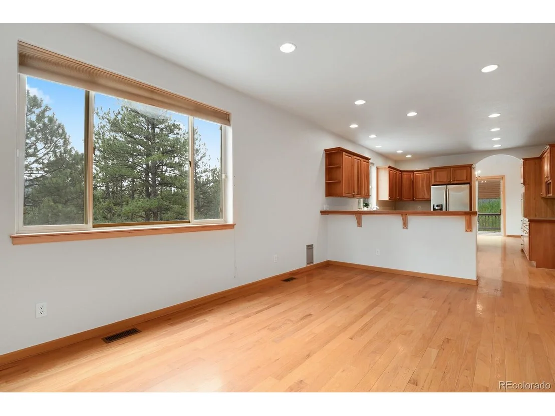 Photo of 3118 Moonshadow Ln