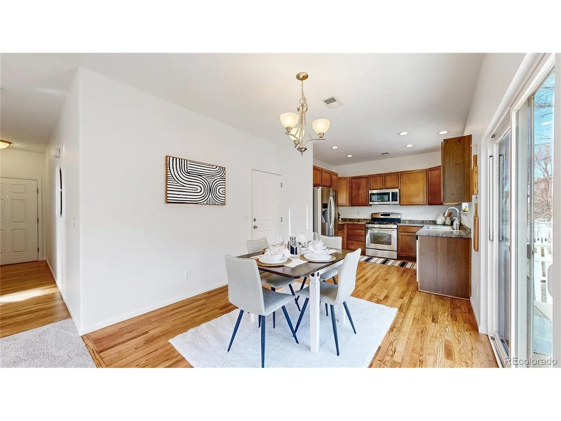 Photo of 14010 Monroe St