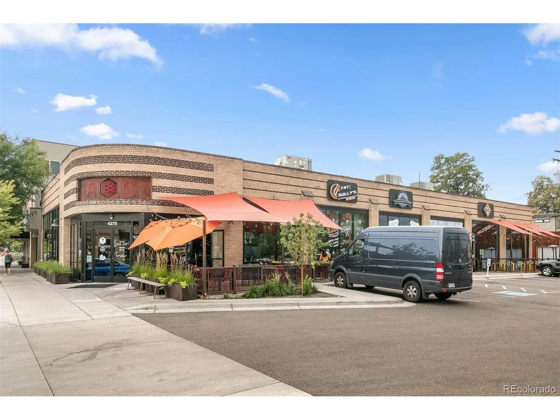 Photo of 3954 Sheridan Blvd
