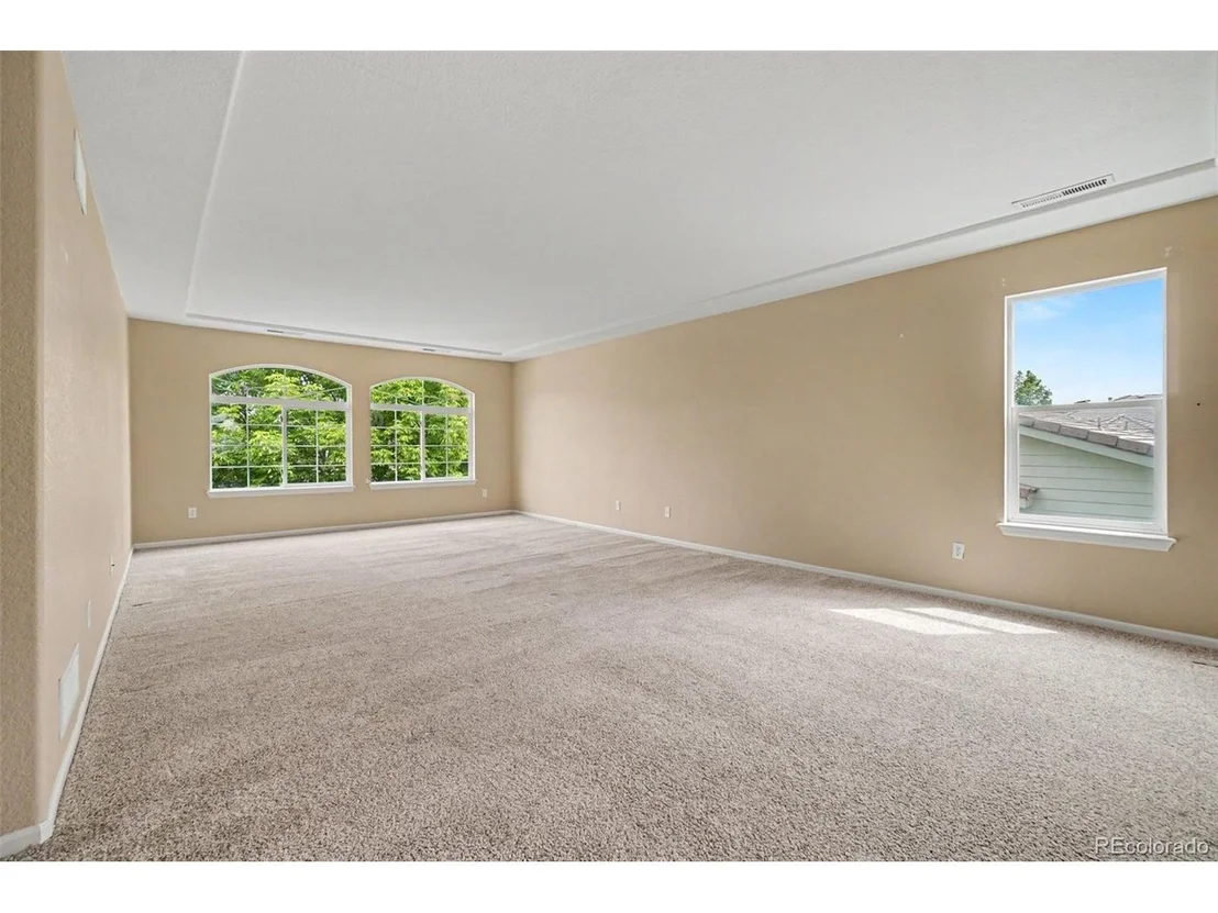 Photo of 4566 Castle Cir
