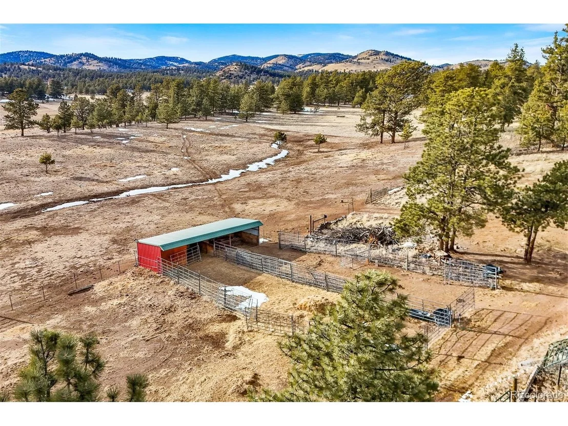 Photo of 97 Deer Ln